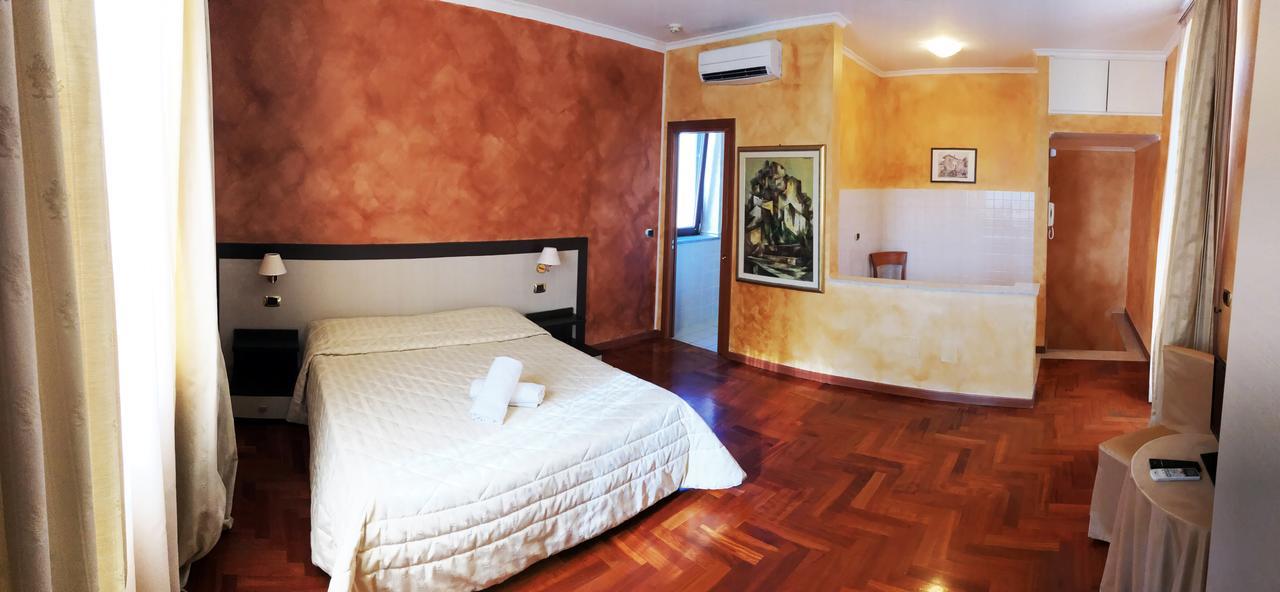La Locanda Del Palatoraffinato Ciampino Kültér fotó